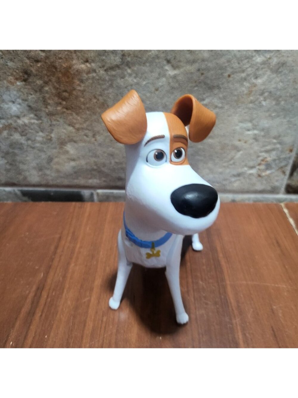 The Secret Life of Pets Max Walking Talking Pets Figure